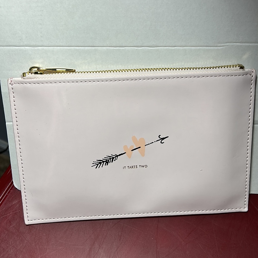 Kate Spade - Picture 2 of 5